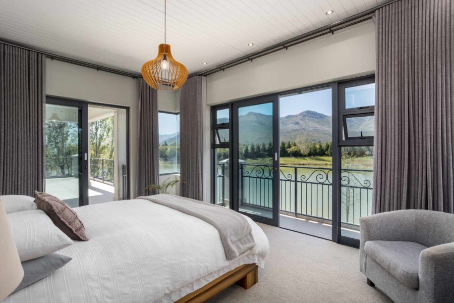 4 Bedroom Property for Sale in Val De Vie Estate Western Cape